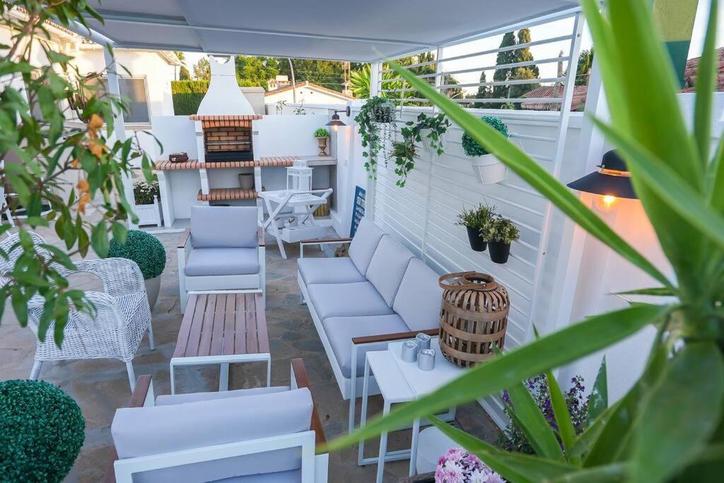 Villa Casacara Marbella Beachside Costabella -Spain Eksteriør billede