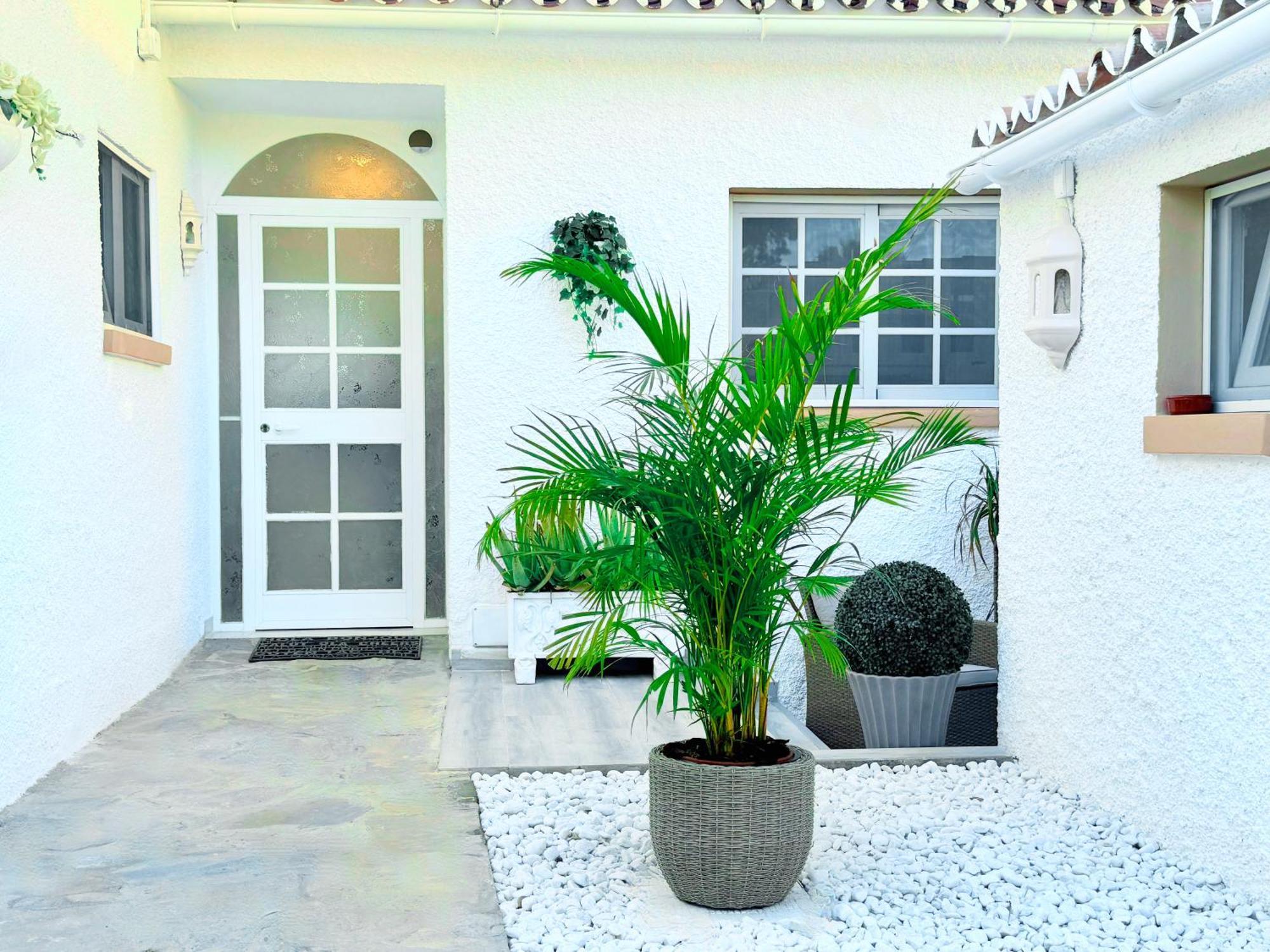 Villa Casacara Marbella Beachside Costabella -Spain Eksteriør billede