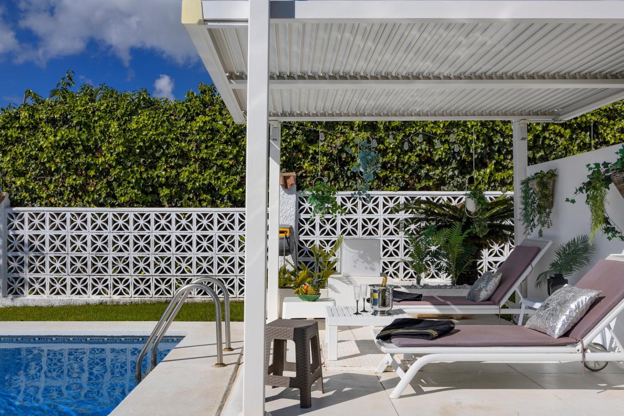 Villa Casacara Marbella Beachside Costabella -Spain Eksteriør billede