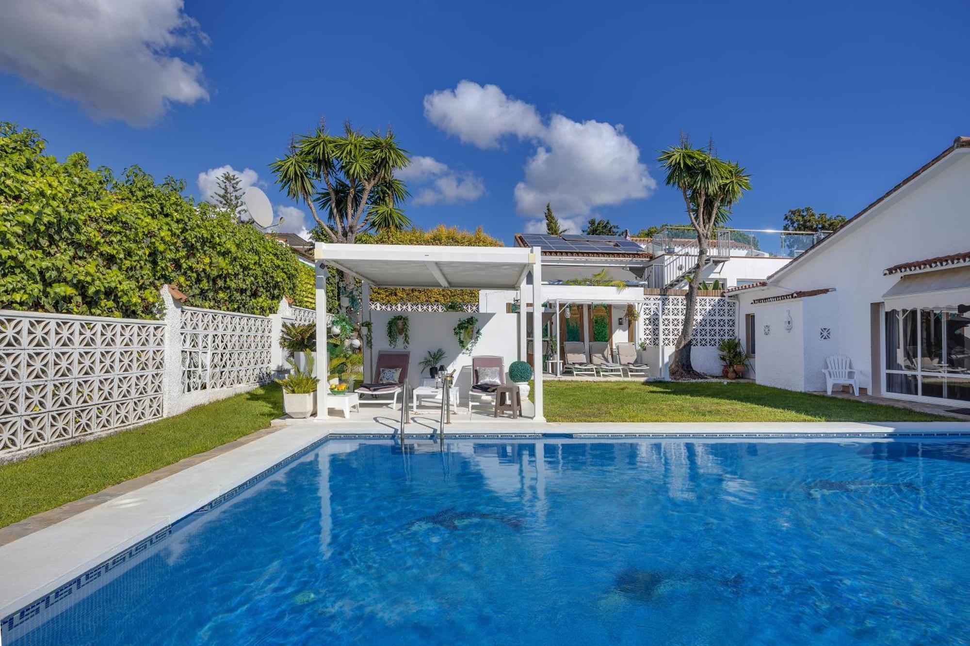Villa Casacara Marbella Beachside Costabella -Spain Eksteriør billede