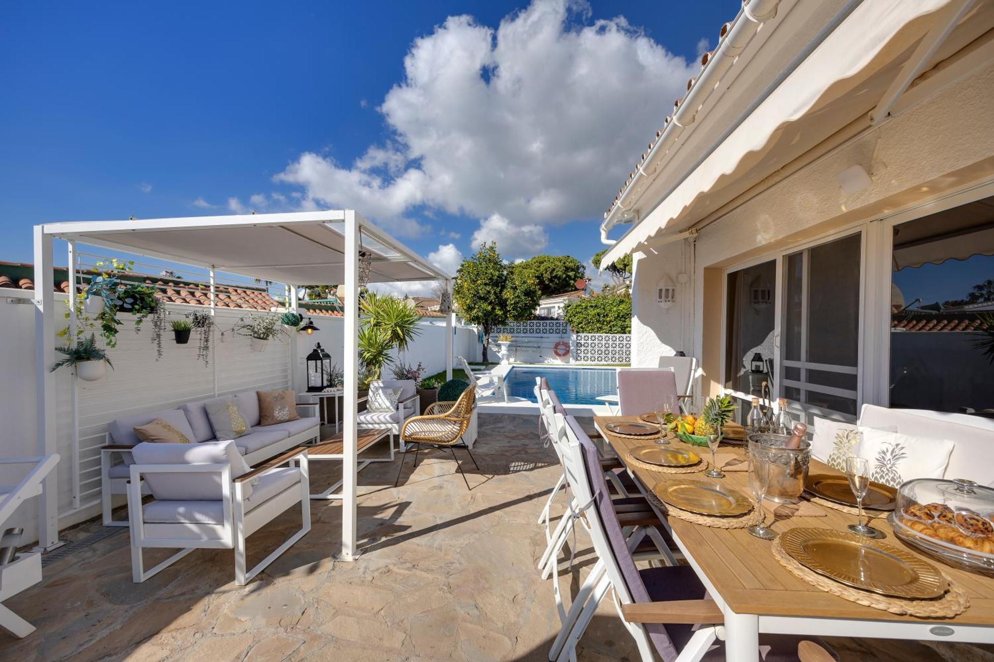 Villa Casacara Marbella Beachside Costabella -Spain Eksteriør billede