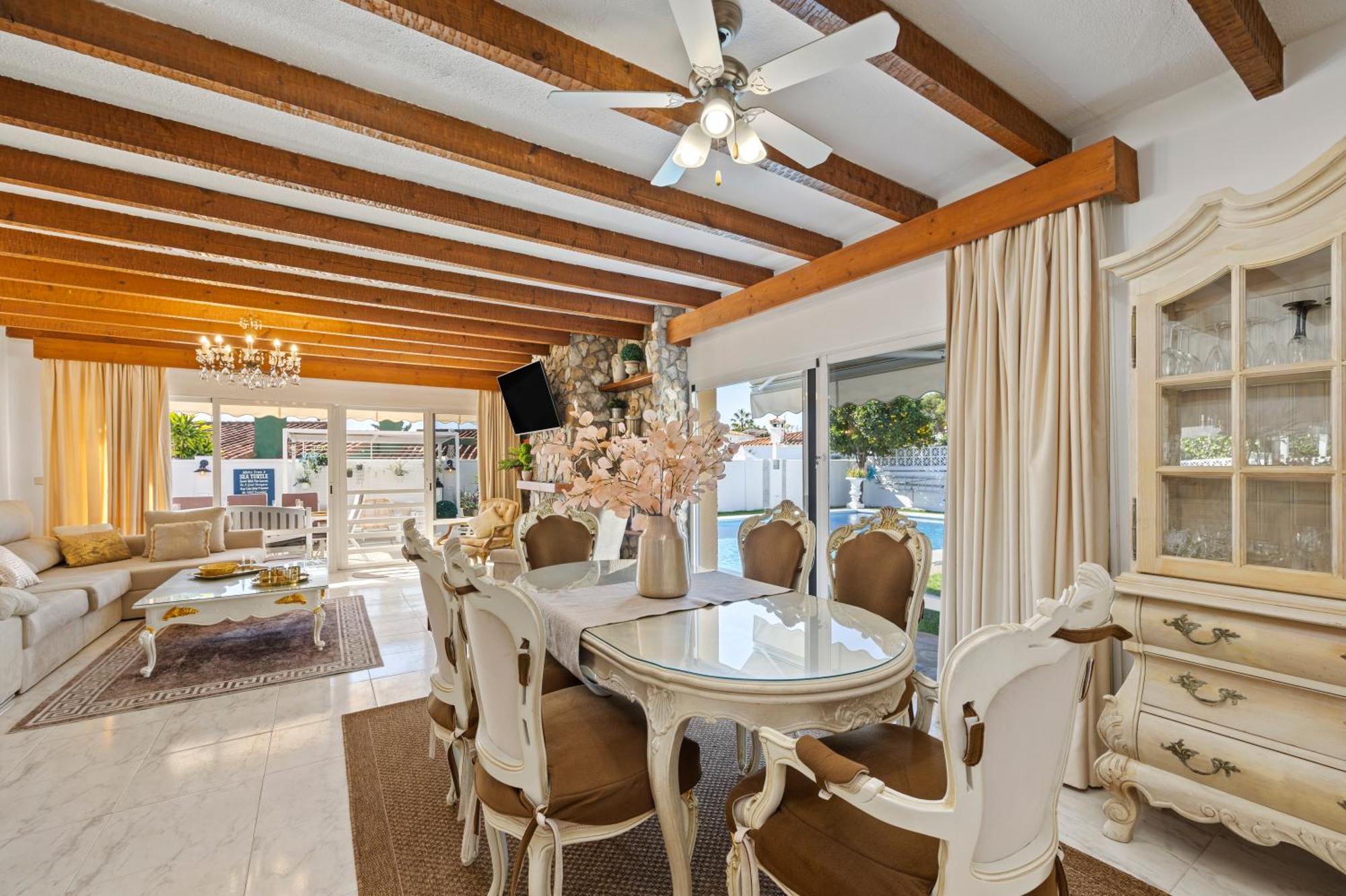 Villa Casacara Marbella Beachside Costabella -Spain Eksteriør billede