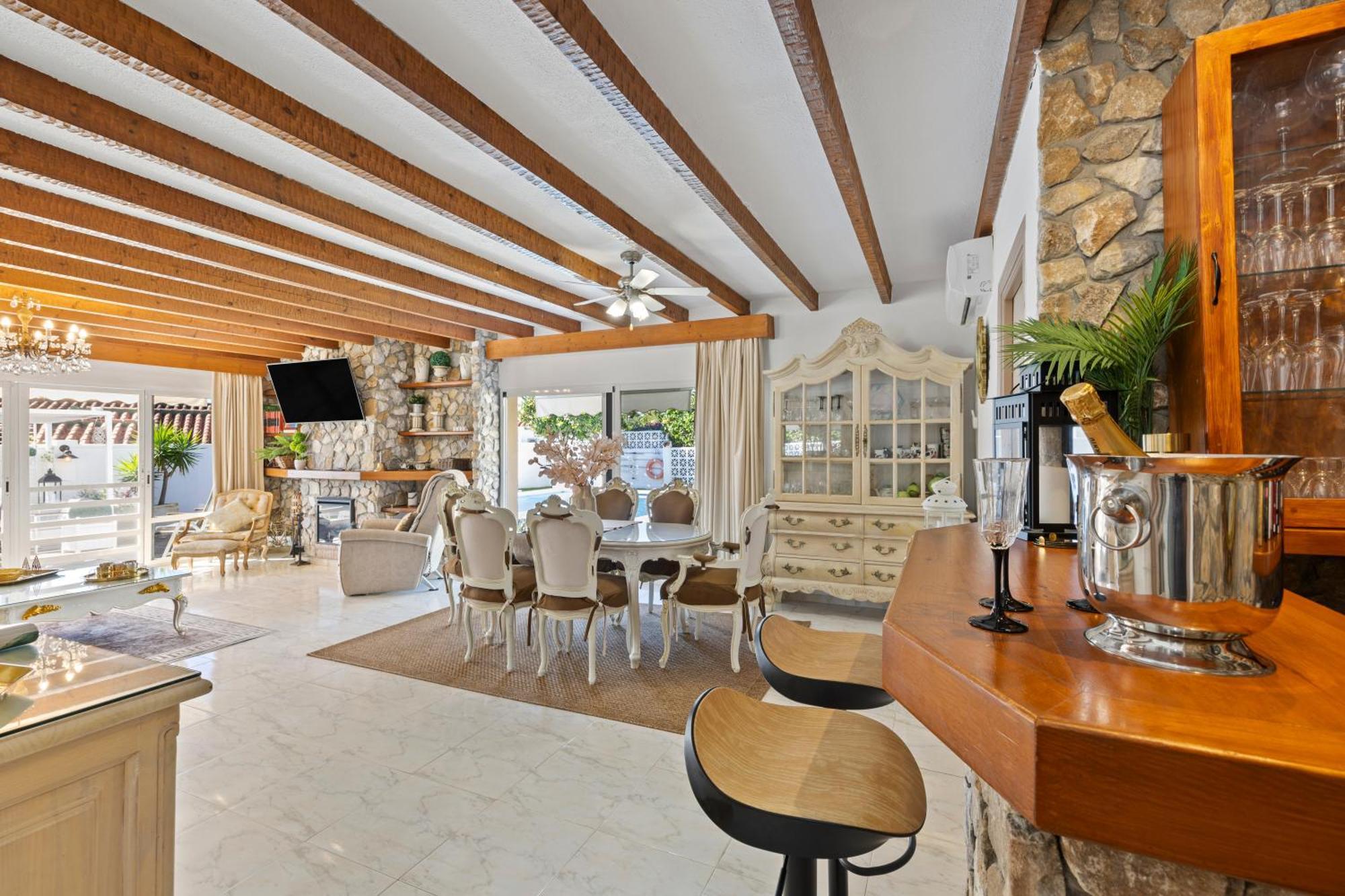 Villa Casacara Marbella Beachside Costabella -Spain Eksteriør billede