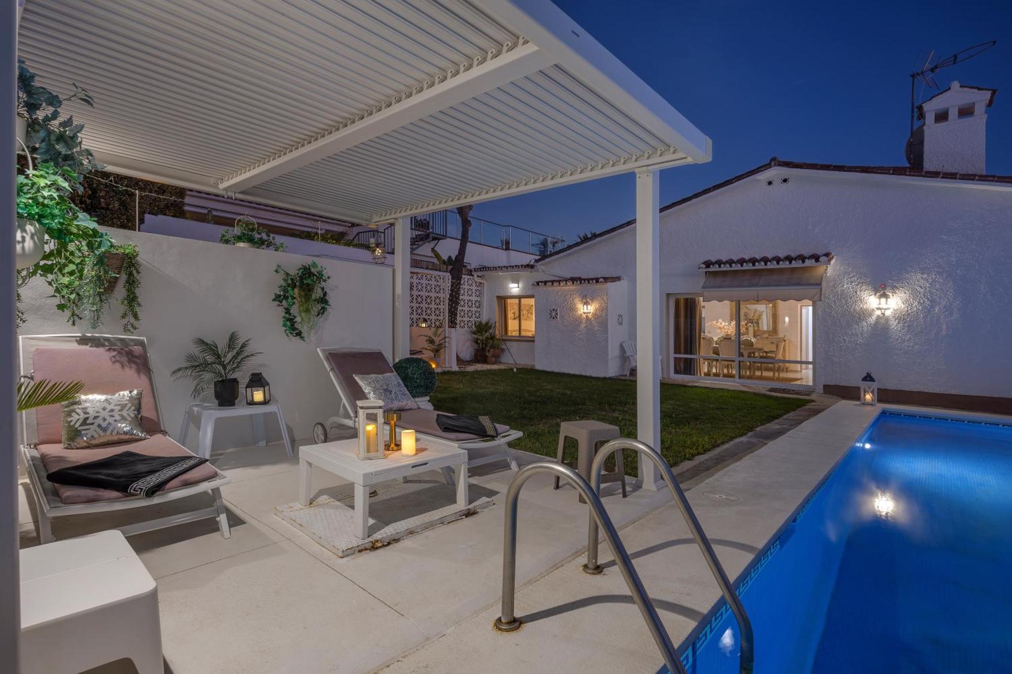 Villa Casacara Marbella Beachside Costabella -Spain Eksteriør billede